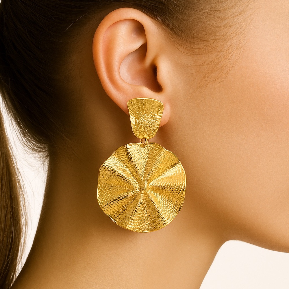 Elegant Gold Statement Earrings